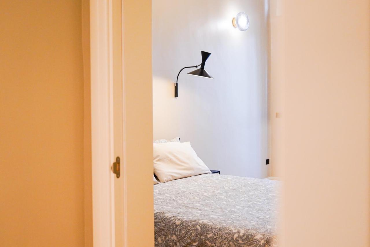 Meh Luxury Apartment City Centre Bari Exterior photo